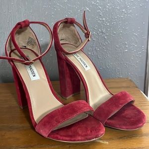 Red Velvet Steve Madden Pumps